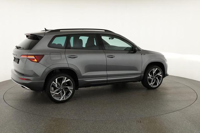 Skoda Karoq Sportline 1.5 TSI DSG Sportline, AHK, Pano, Matrix, Navi, Side, 5-J. Garantie 