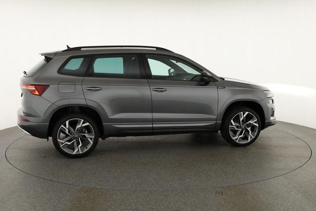 Skoda Karoq Sportline 1.5 TSI DSG Sportline, AHK, Pano, Matrix, Navi, Side, 5-J. Garantie 