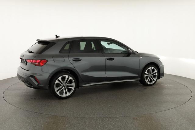 Audi A3 Sportback 35 TFSI S line S-Tronic S-LINE, Pano, Teilleder, Kamera, ACC, Sitzheizung, 4-J Garantie 