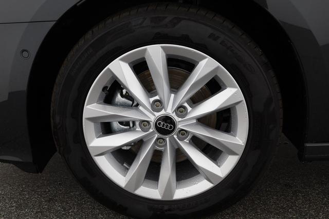 Audi A3 Sportback 35 TFSI S-Tronic, AHK, Kamera, ACC, Sitzheizung, 4-J Garantie 