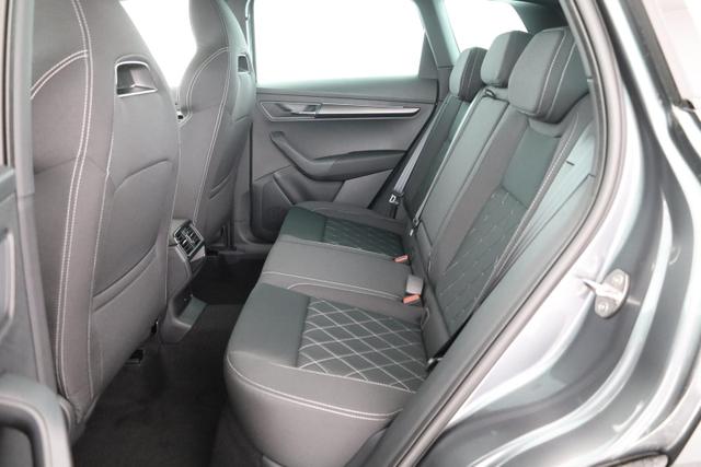 Skoda Karoq Sportline 4x4 2.0 TDI DSG Sportline, AHK, Matrix, Navi, 5-J. Garantie 