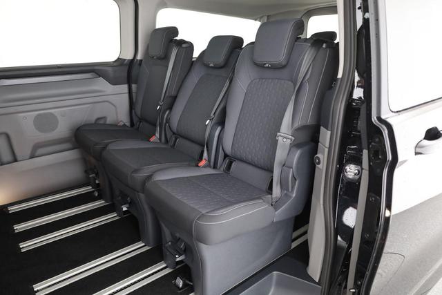 Ford Tourneo Custom 320 L2 Titanium AWD 2.0 AT, 8-Sitzer, 19-Zoll, Pano, ACC, Standheizung 