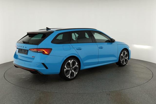 Skoda Octavia Combi RS 2.0 TSI DSG, Sonderlackierung, Pano, AHK, 19 Zoll, Canton, el. Klappe, Navi, Matrix, sofort 