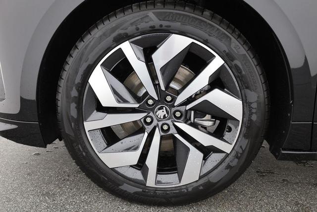 Skoda Enyaq 60 Sportline Sportline, AHK, Wärmepumpe, Matrix, 20-Zoll 