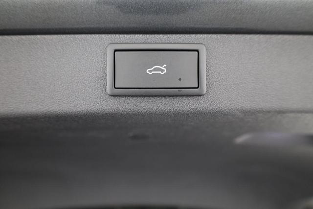 Skoda Enyaq 60 Sportline Sportline, AHK, Wärmepumpe, Matrix, 20-Zoll 
