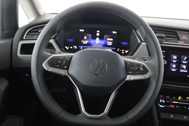 Volkswagen Touran Comfortline BMT/Start-Stopp 1.5 TSI DSG Comfortline, AHK, Navi, Side, Parklenk, Kamera, Winterpaket 