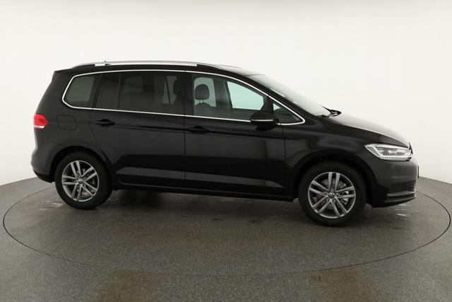 Volkswagen Touran Comfortline BMT/Start-Stopp 1.5 TSI DSG Comfortline, AHK, Navi, Side, Parklenk, Kamera, Winterpaket 