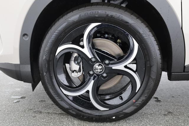 Alfa Romeo Junior Ibrida 1.2 VGT 48V-Hybrid (100kW) Speciale Speciale, 18-Zoll, Kamera, el. Klappe, Sitzheizung 