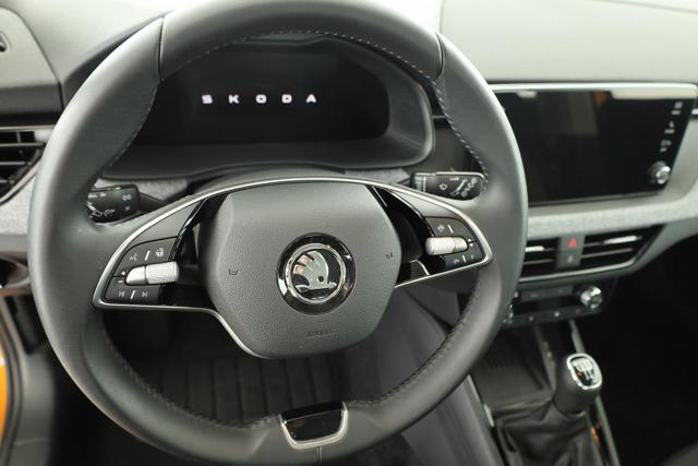 Skoda Kamiq Selection 1.0 TSI Selection, Matrix, Kamera, 17-Zoll, 1. Hand 