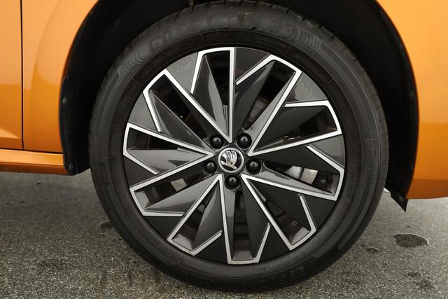 Skoda Kamiq Selection 1.0 TSI Selection, Matrix, Kamera, 17-Zoll, 1. Hand 