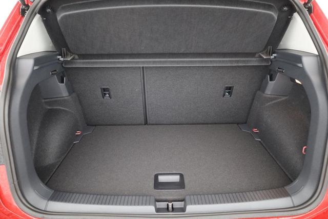 Volkswagen T-Cross 1.0 TSI 85 kW Life Life, AHK, ACC, Kamera, 17-Zoll, Winterpaket, Climatronic 
