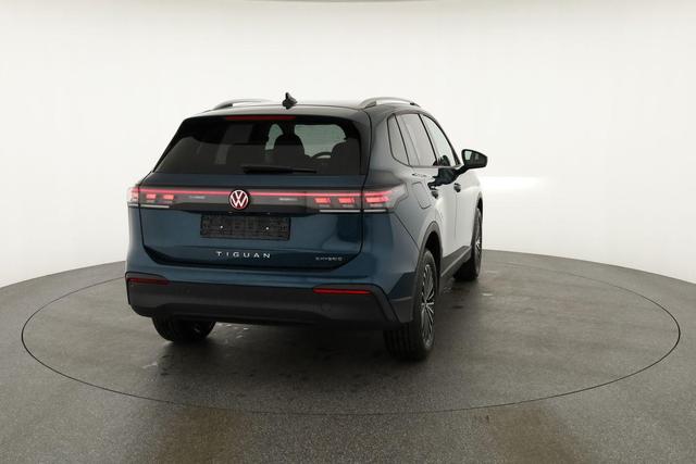 Volkswagen Tiguan 1.5 TSI eHybrid 150 kW Life DSG Life, AHK, IQ.Light, Navi, ParkAssist 