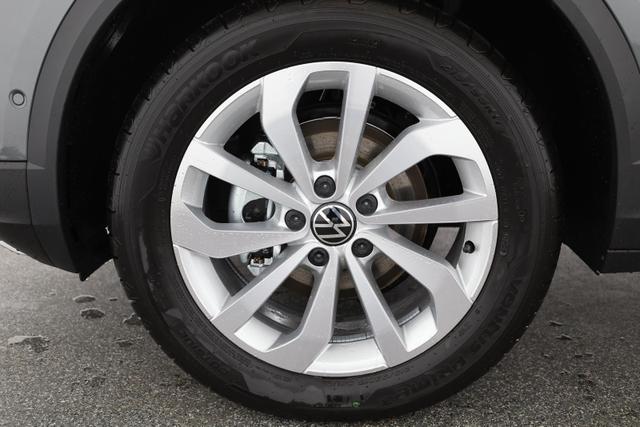 Volkswagen T-Roc Life 1.5 TSI DSG, LED, Kamera, Parklenk, Winter, 17-Zoll 