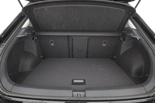 Volkswagen T-Roc Life 1.5 TSI DSG, LED, Kamera, Parklenk, Winter, 17-Zoll 