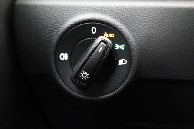 Volkswagen T-Roc Life 1.5 TSI DSG, LED, AHK, Kamera, Parklenk, Winter 