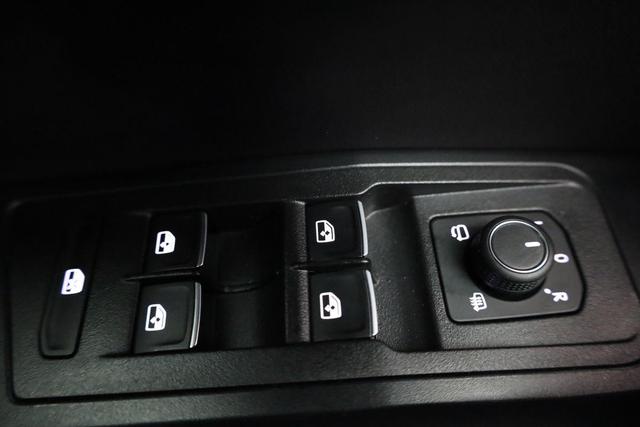 Volkswagen T-Roc R-Line 1.5 TSI DSG R-LINE, Navi, Kamera, LED, Winter, EasyOpen 