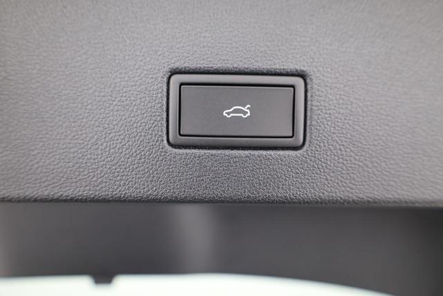 Volkswagen T-Roc R-Line 1.5 TSI DSG R-LINE, Navi, Kamera, LED, Winter, EasyOpen 
