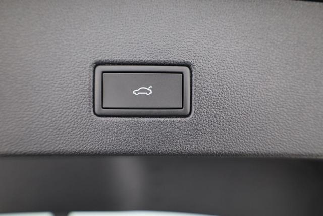 Volkswagen T-Roc R-Line 1.5 TSI DSG R-LINE, Navi, Kamera, LED, Winter, EasyOpen 