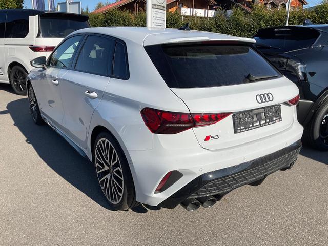 Audi S3 2.0 TFSI quattro Sportback quattro, Pano, 19-Zoll, Matrix, Optik schwarz, Kamera, el. Klappe, 4-J Garantie 