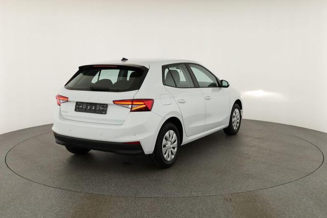 Skoda Fabia Selection 1.0 TSI Selection, AHK, Tempomat, Ladeboden, Park, Winterpaket, SmartLink, 4-J Garantie 