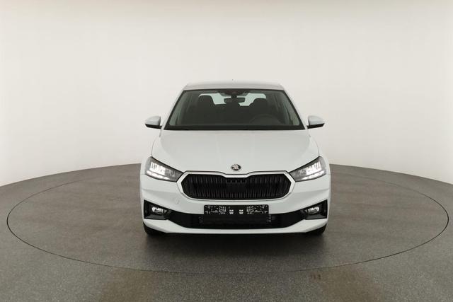 Skoda Fabia Selection 1.0 TSI Selection, AHK, Tempomat, Ladeboden, Park, Winterpaket, SmartLink, 4-J Garantie 