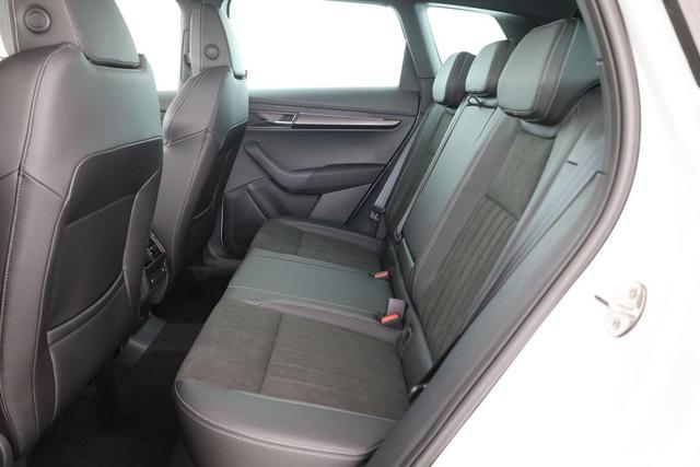 Skoda Karoq Sportline 1.5 TSI DSG Sportline, AHK, Pano, Matrix, Navi, Side, 5-J. Garantie 
