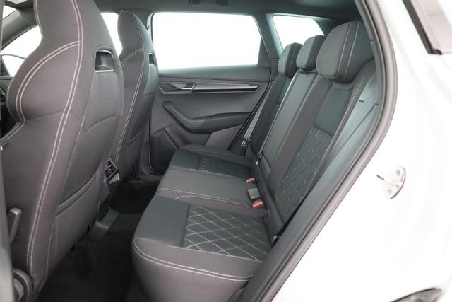 Skoda Karoq Sportline 4x4 2.0 TDI DSG Sportline, Pano, AHK, Matrix, Navi, 5-J. Garantie 
