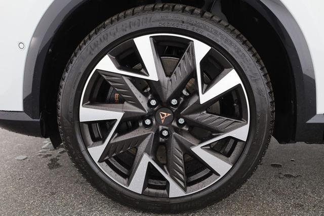 Cupra Formentor VZ 2.0 TSI 245 kW 4Drive DSG 4Drive, Navi, AreaView, 19-Zoll 