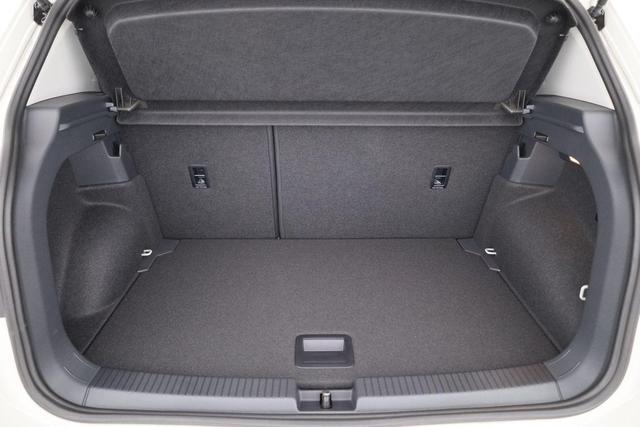 Volkswagen T-Cross 1.5 TSI 110 kW Life DSG Life, AHK, ACC, Ready2, Kamera, 17-Zoll, Winterpaket, Climatronic 