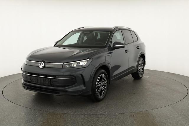 Volkswagen Tiguan 1.5 TSI eHybrid 150 kW Life DSG Life, AHK, IQ.Light, Navi, ParkAssist 