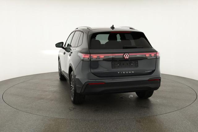 Volkswagen Tiguan 1.5 TSI eHybrid 150 kW Life DSG Life, AHK, IQ.Light, Navi, ParkAssist 
