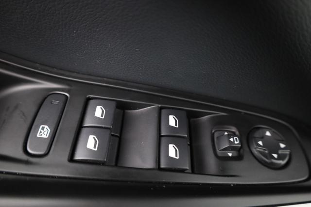 Opel Grandland GS Line Plug-in-Hybrid 1.6 PHEV Line, LED, AHK, Navi, Kamera 