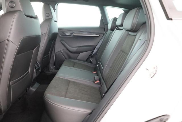 Skoda Karoq Sportline 2.0 TDI DSG Sportline, Pano, AHK, Matrix, Teilleder, 5 J.-Garantie 