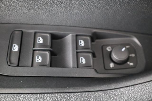 Skoda Karoq Sportline 4x4 2.0 TDI DSG Sportline, AHK, Matrix, Navi, 5-J. Garantie 