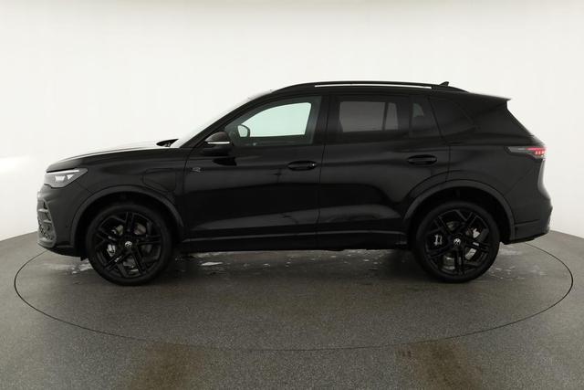 Volkswagen Tiguan 1.5 TSI eHybrid 200 kW R-Line Black, Pano, 20-Zoll, AHK, AreaView, 5-J Garantie 