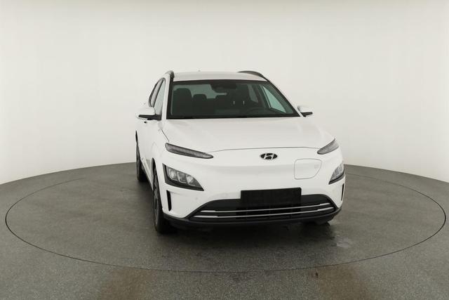 Hyundai KONA Trend Elektro 2WD EV 64kWh Style, Wärmepumpe, Kamera, Sitzheizung 