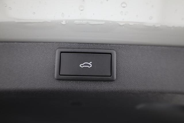 Skoda Enyaq 60 Sportline Sportline, AHK, Wärmepumpe, Matrix, 20-Zoll 