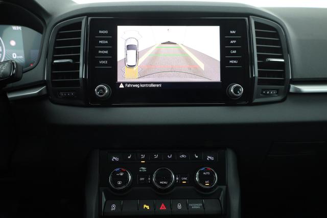Skoda Karoq 1.5 TSI DSG 130 Jahre, AHK, el. Klappe, Kamera, Ladeboden, Winter 