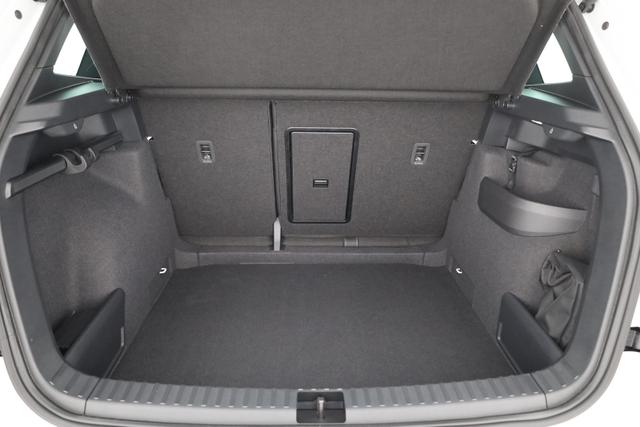 Skoda Karoq Sportline 4x4 2.0 TDI DSG Sportline, Matrix, Teilleder, Navi, Side, 5-J. Garantie 