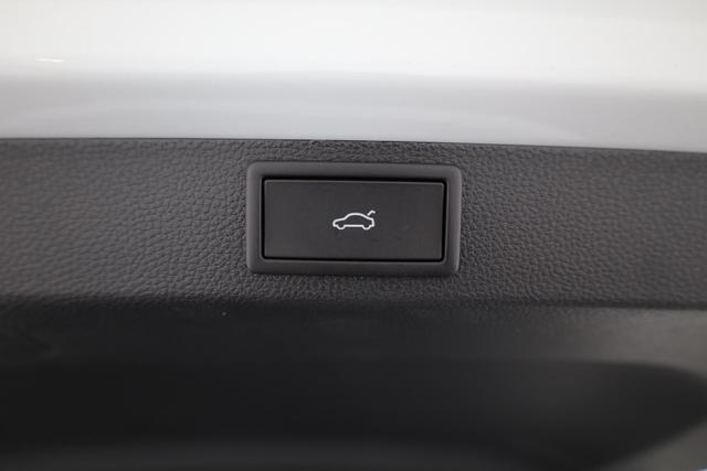 Skoda Karoq Sportline 4x4 2.0 TDI DSG Sportline, Matrix, Teilleder, Navi, Side, 5-J. Garantie 