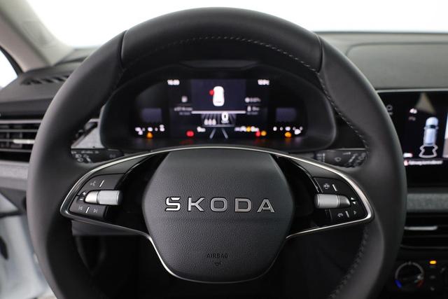 Skoda Kamiq 1.0 TSI 130 Jahre, Kamera, Winter, 16-Zoll, sofort 