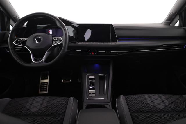 Volkswagen Golf R-Line eTSI VIII 1.5 DSG R-LINE, Navi, 17-Zoll, LED 