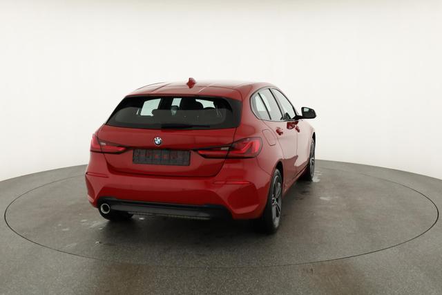 BMW 1er 118 i Sport Line M Line, AHK, LED, Navi, Kamera, virtualCockpit 
