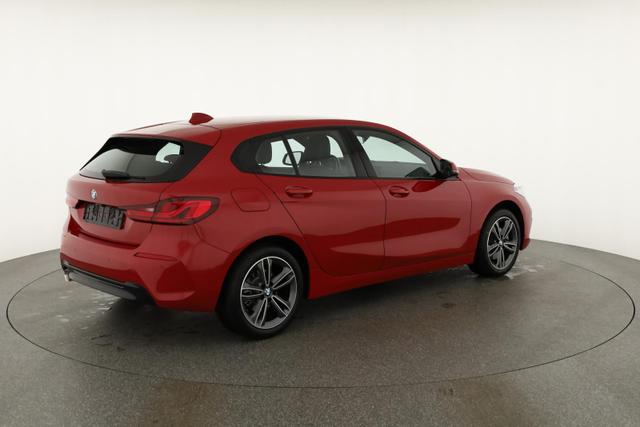 BMW 1er 118 i Sport Line M Line, AHK, LED, Navi, Kamera, virtualCockpit 