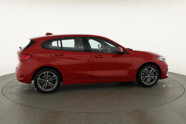 BMW 1er 118 i Sport Line M Line, AHK, LED, Navi, Kamera, virtualCockpit 