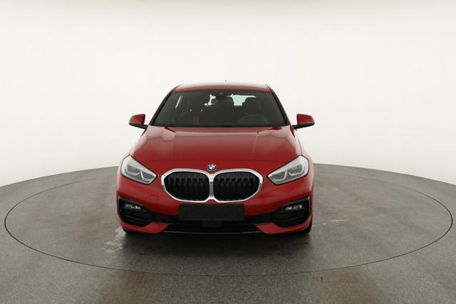 BMW 1er 118 i Sport Line M Line, AHK, LED, Navi, Kamera, virtualCockpit 