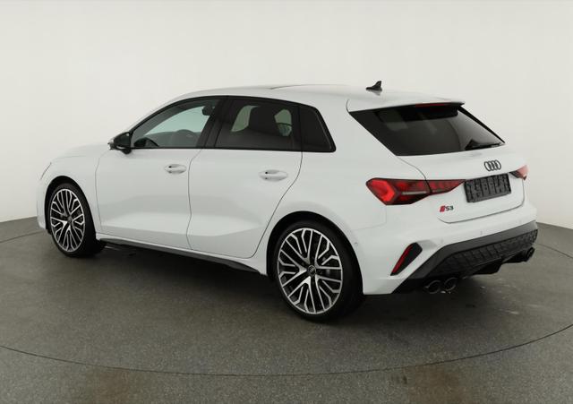 Audi S3 2.0 TFSI quattro Sportback quattro, Pano, 19-Zoll, Matrix, Optik schwarz, Kamera, el. Klappe, 4-J Garantie 