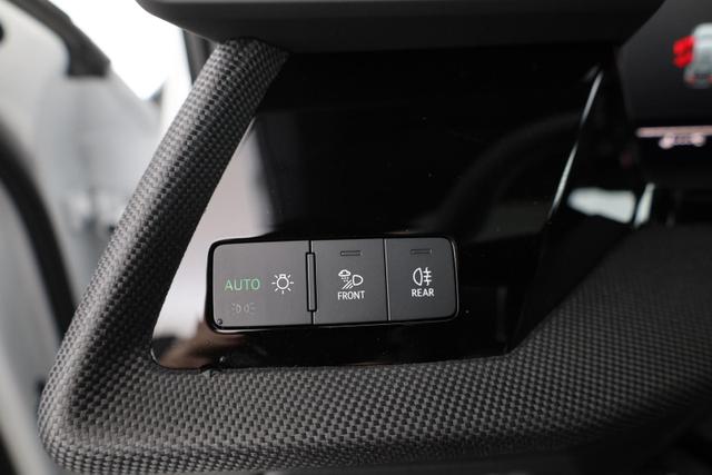 Audi S3 2.0 TFSI quattro Sportback quattro, Pano, 19-Zoll, Matrix, Optik schwarz, Kamera, el. Klappe, 4-J Garantie 