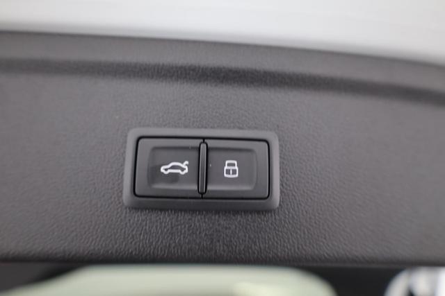 Audi S3 2.0 TFSI quattro Sportback quattro, Pano, 19-Zoll, Matrix, Optik schwarz, Kamera, el. Klappe, 4-J Garantie 