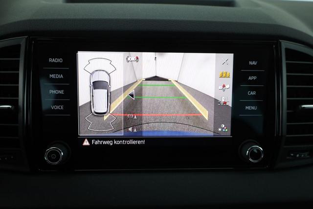 Skoda Karoq Sportline 4x4 2.0 TDI DSG Sportline, Matrix, Teilleder, Navi, Side, 5-J. Garantie 